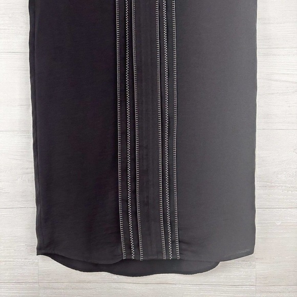 Vince Black Shift Dress Size 4 Cap Sleeve V-Neck Embroidered Pleated Front - Picture 4 of 16